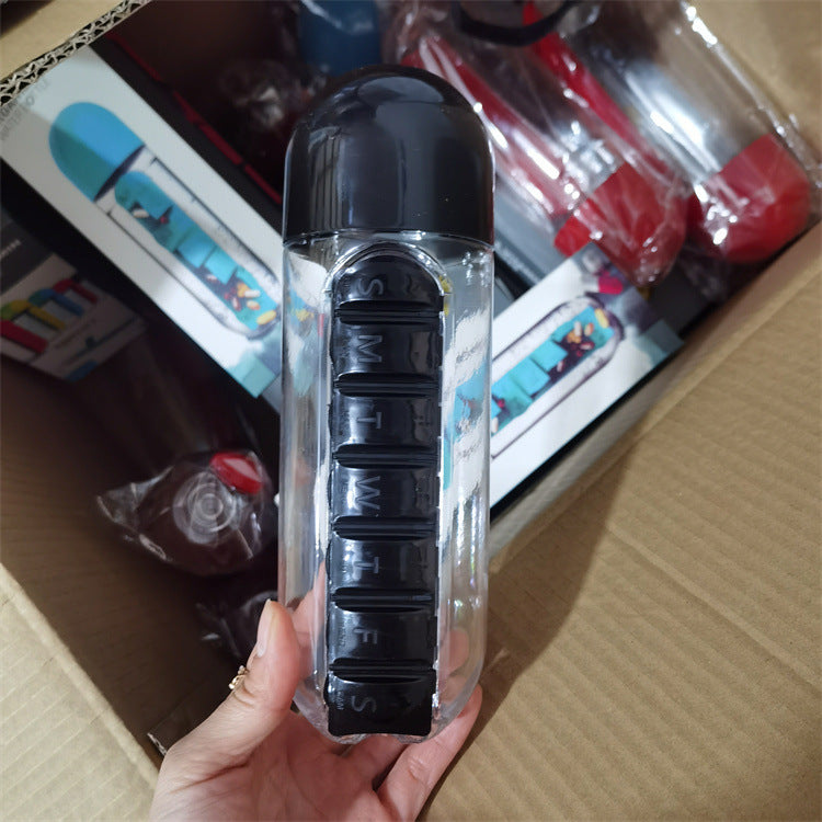 Two-in-One Medicine Bottle, Water bottle with medicine box, 7 compartments, Outdoor portable