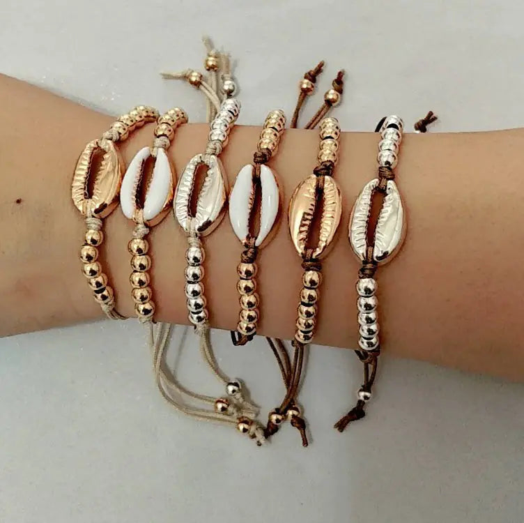 Holiday Shell Bracelet with Round Beads Woven Design