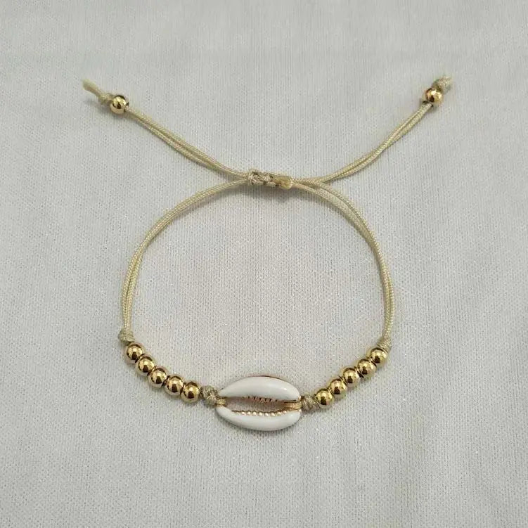 Holiday Shell Bracelet with Round Beads Woven Design